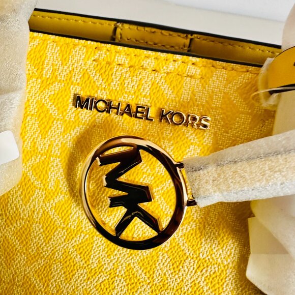 MICHAEL KORS CHARLOTTE SM SIG LOGO CANVAS LEATHER 3-IN-1 SATCHEL YELLOW - Picture 10 of 11
